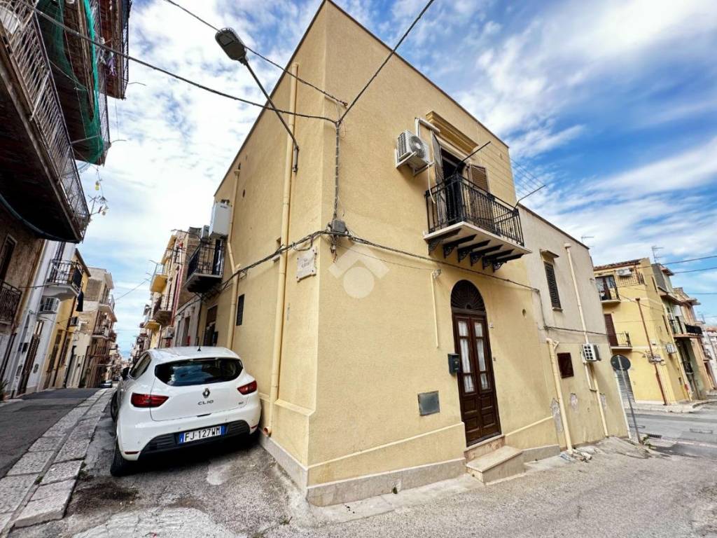 Casa indipendente a Castellammare del golfo in Via Calcara, 88 - Foto 3