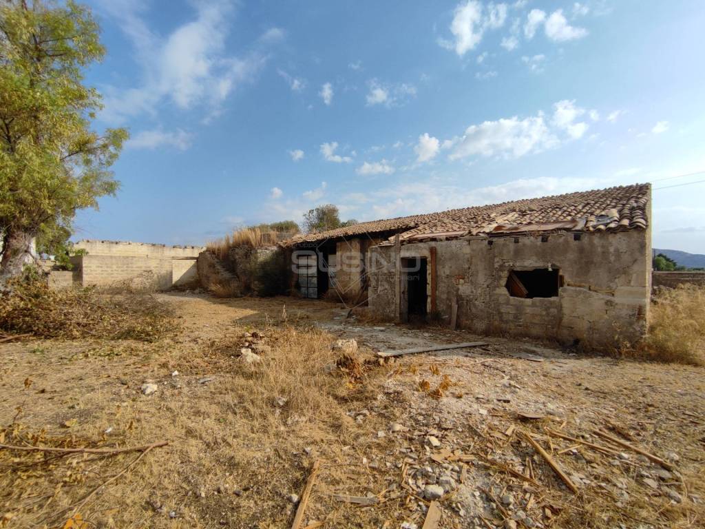 Casa indipendente a Floridia in SS 124 CORSO DI VITTORIO - Foto 3