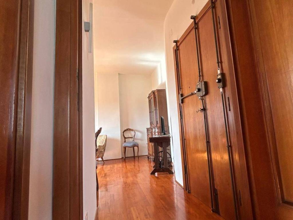 Appartamento a Livorno in Via Ferrigni, 106 - Foto 2