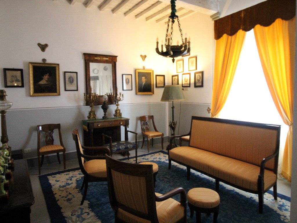 Appartamento a Montevarchi in Via Ammiraglio Burzagli - Foto 2