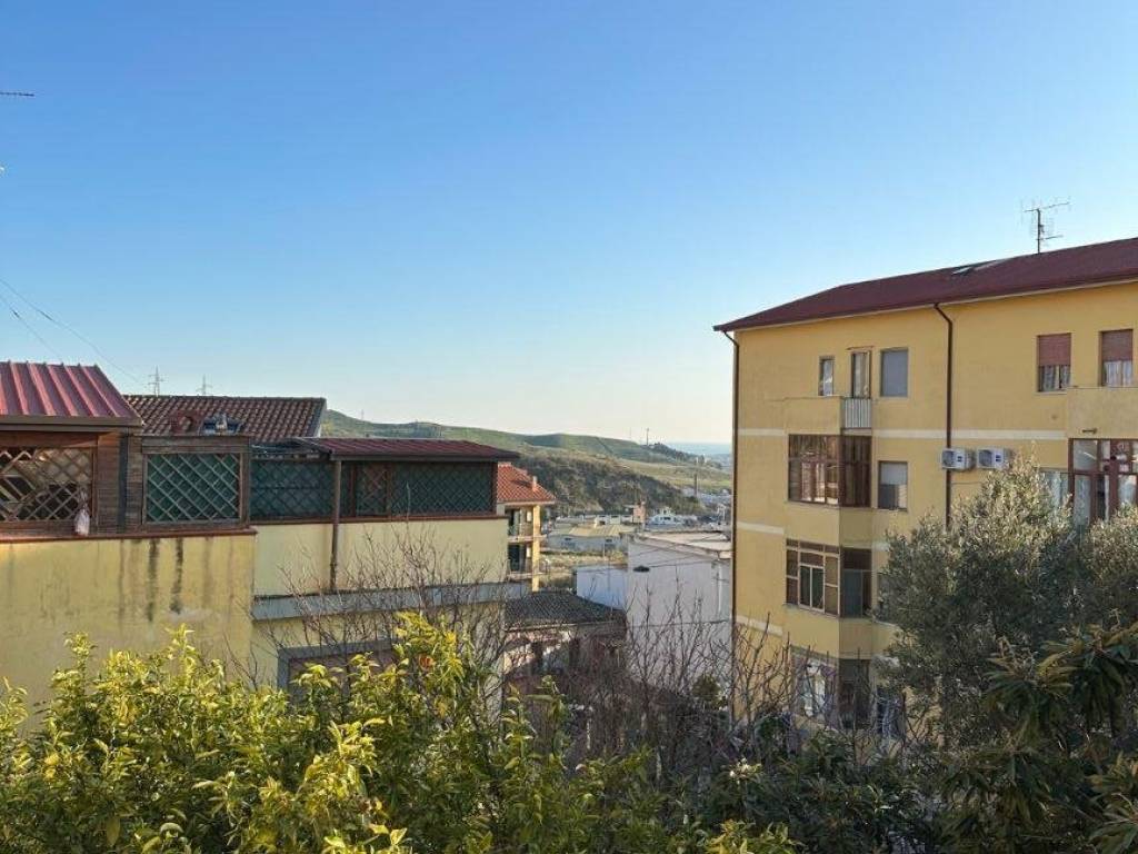 Appartamento a Catanzaro in Via Leonardo da Vinci - Foto 5