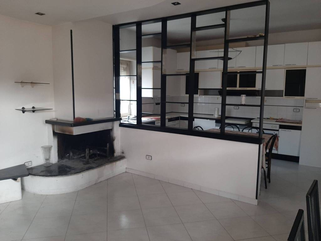 Appartamento a Avezzano in Via Pierre e Marie Curie, 7 - Foto 2