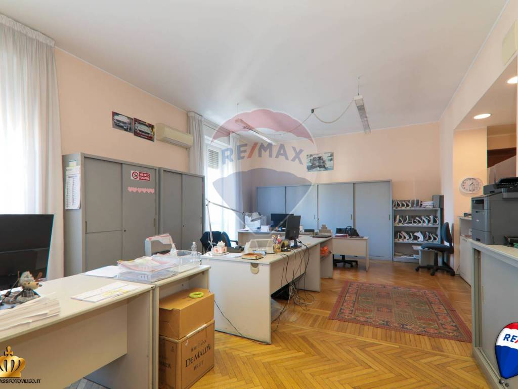 Appartamento a Genova in Via Ceccardo Roccatagliata Ceccardi, 3 - Foto 2