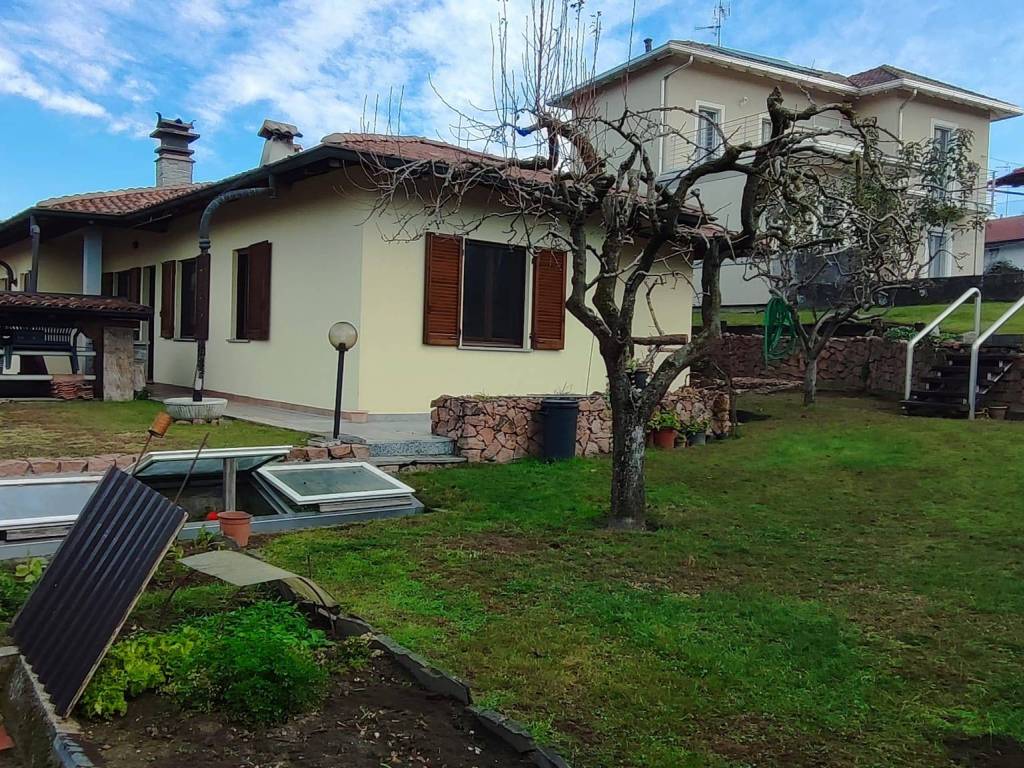 Villa a Sumirago in Via Serena - Foto 4