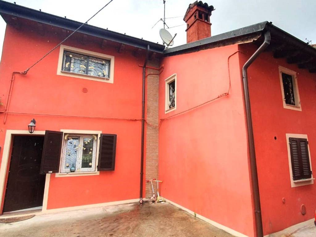 Casa indipendente a Piacenza in Via Alessandro Marenghi - Foto 2