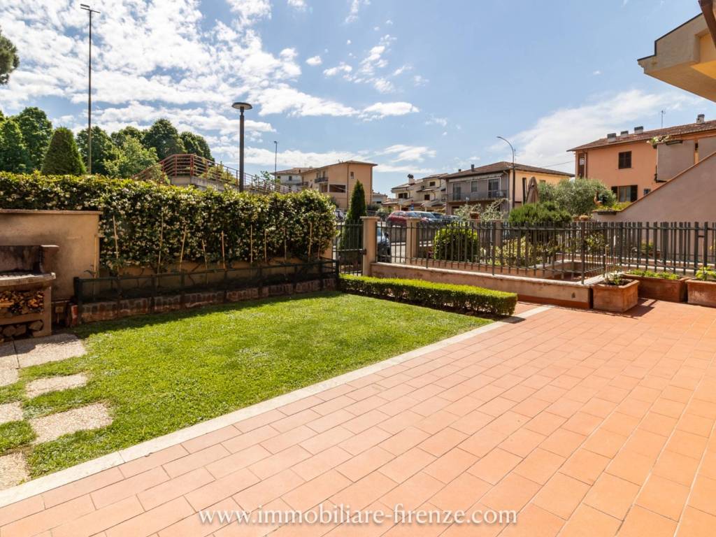Appartamento a Castelfranco piandisco in Via Masaccio - Foto 4