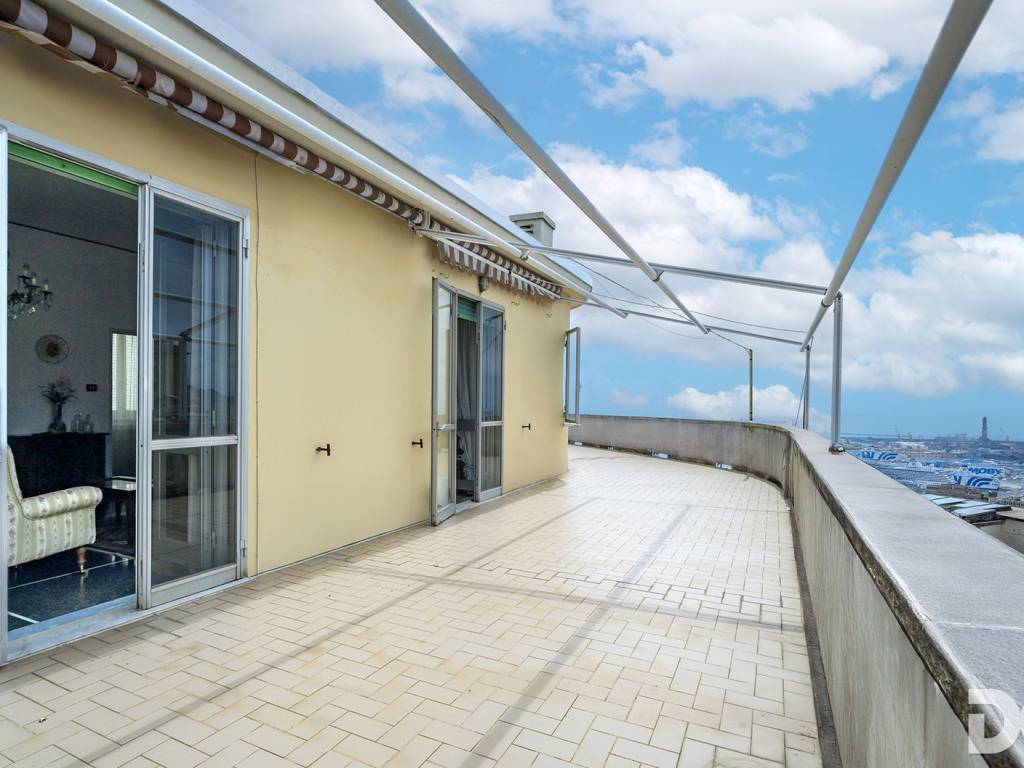 Attico / mansarda a Genova in Via Giovanni Boine - Foto 2