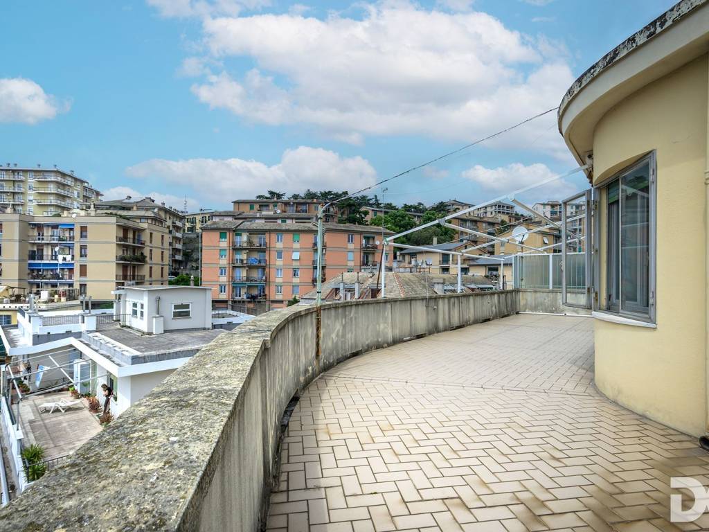 Attico / mansarda a Genova in Via Giovanni Boine - Foto 4