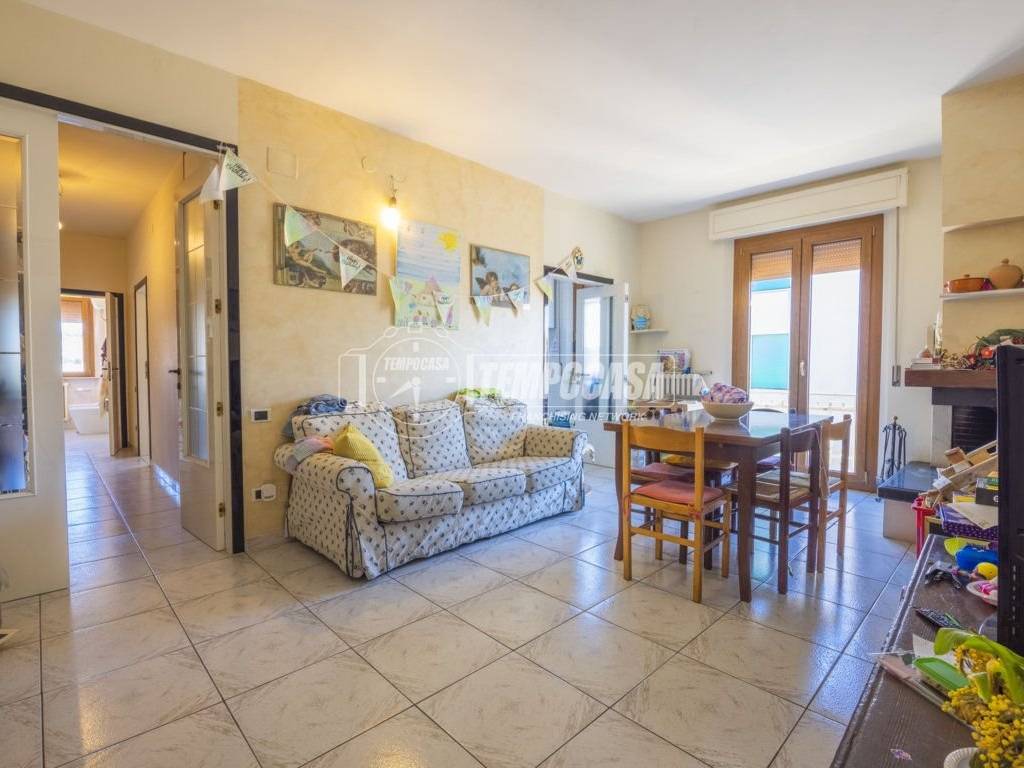 Appartamento a Corridonia in Via Cecchino Vanni 12 - Foto 4