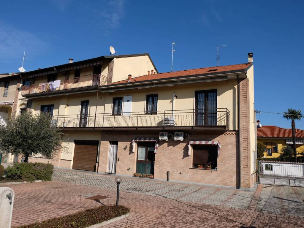 Casa indipendente a Gerenzano - Foto 2