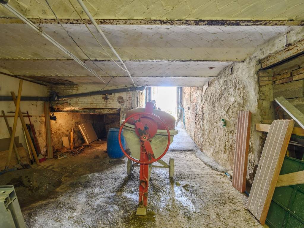 Palazzo / stabile a Serravalle pistoiese in Via Provinciale di Montalbano - Foto 4