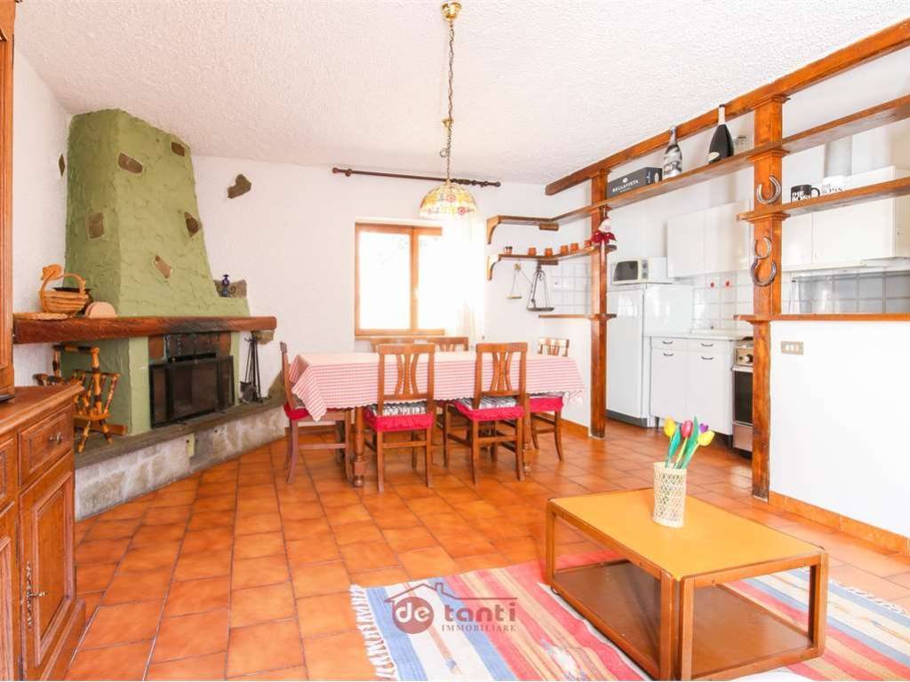 Appartamento a Campodolcino in Via Pietra - Foto 2