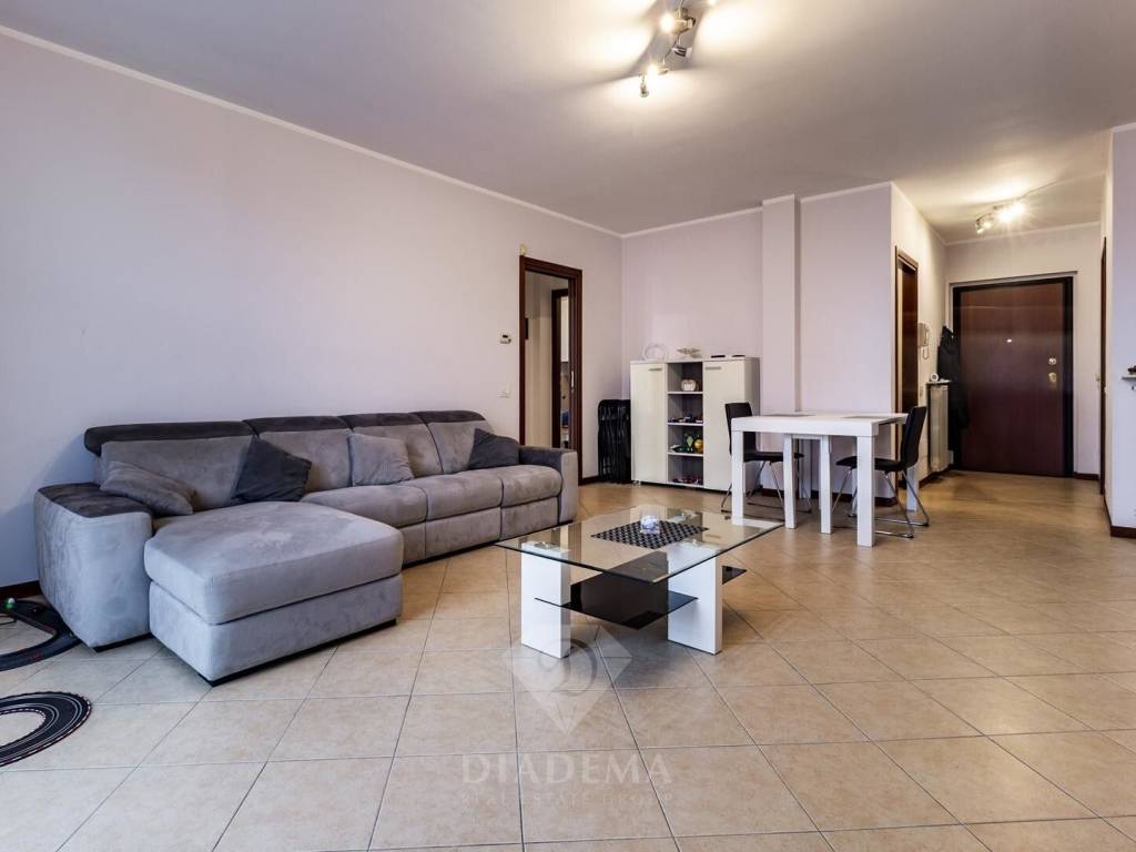 Appartamento a Jerago con orago in IV Novembre, 8 - Foto 5
