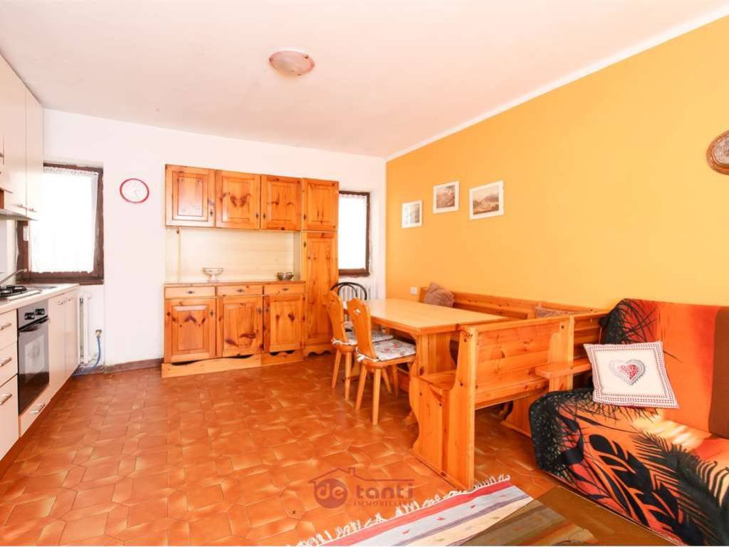 Appartamento a Campodolcino in via Pietra - Foto 3