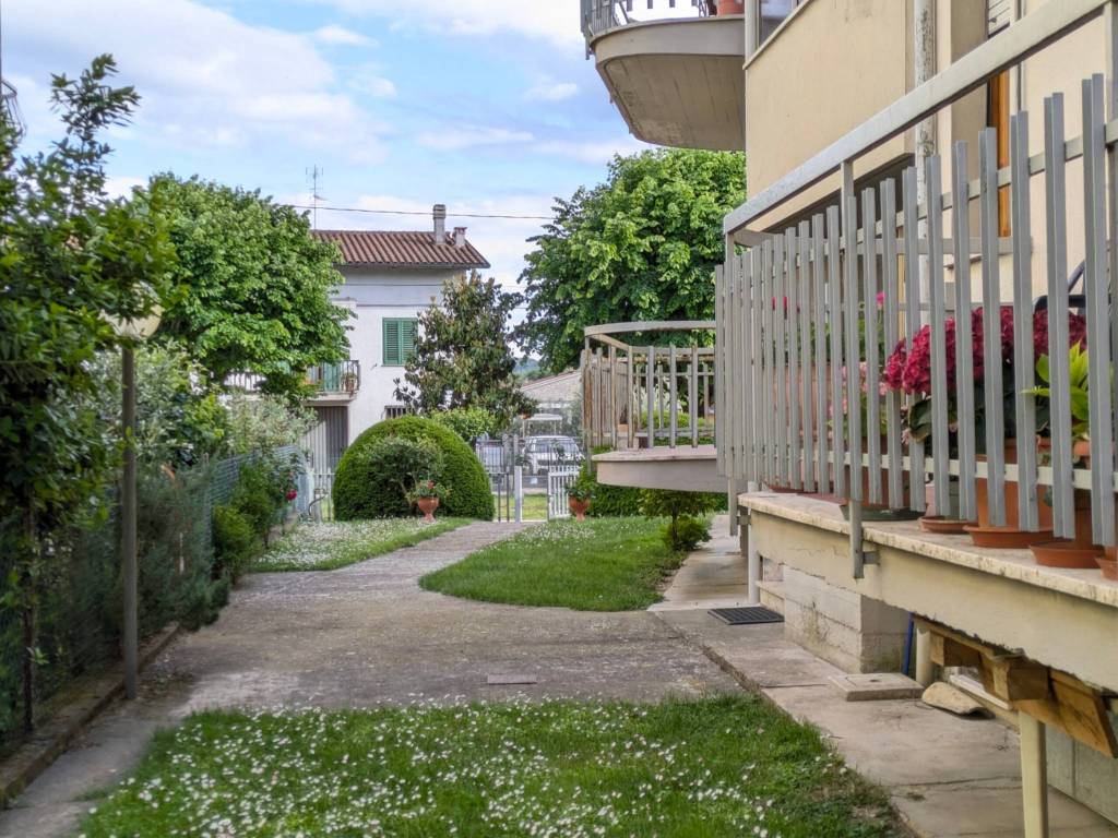 Appartamento a Città di castello in Via Alessandro Volta - Foto 2
