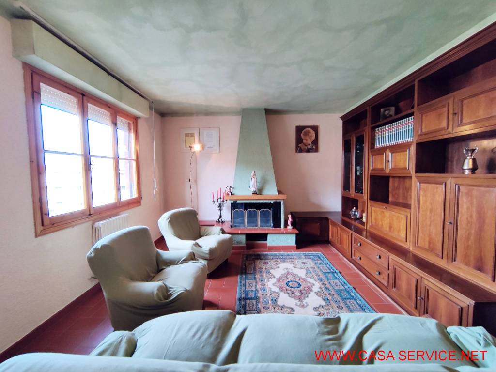 Casa indipendente a Bucine in Via Giovanni Pascoli - Foto 2