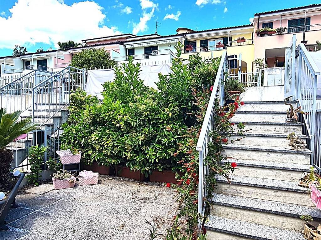 Villa a Boissano in Via Ernesto Morteo - Foto 3