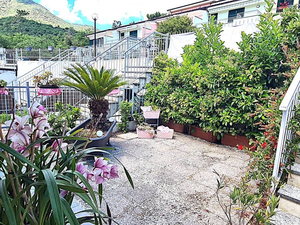 Villa a Boissano in Via Ernesto Morteo - Foto 5