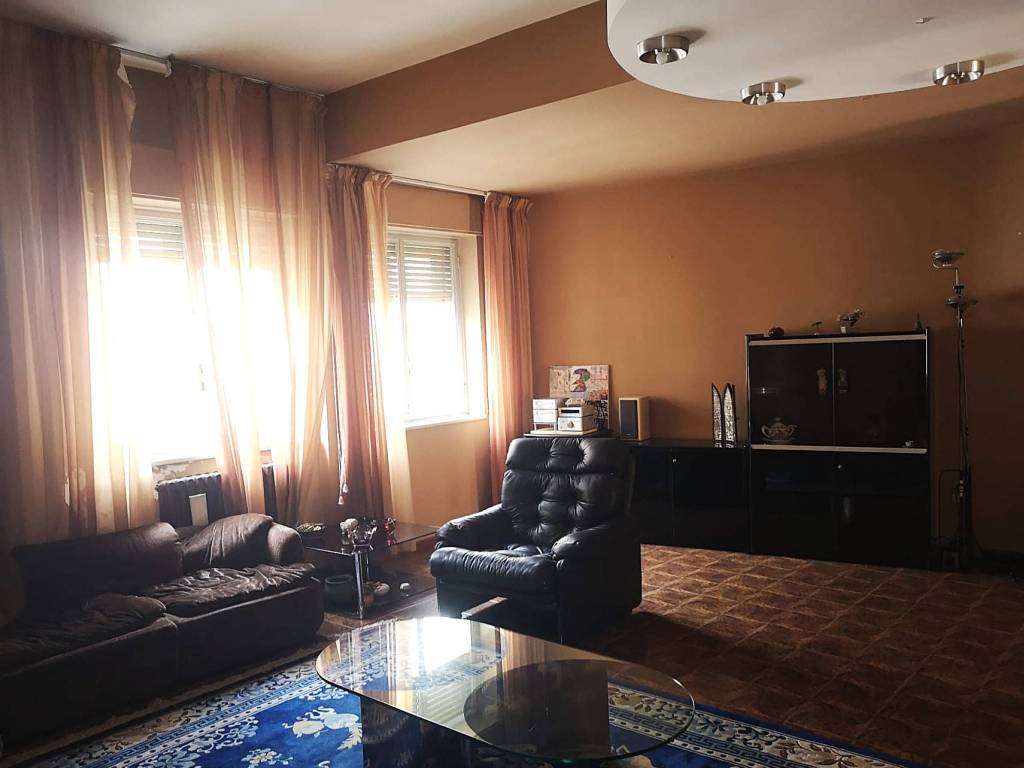 Appartamento a Catanzaro in Via Bruno Chimirri, 27 - Foto 4