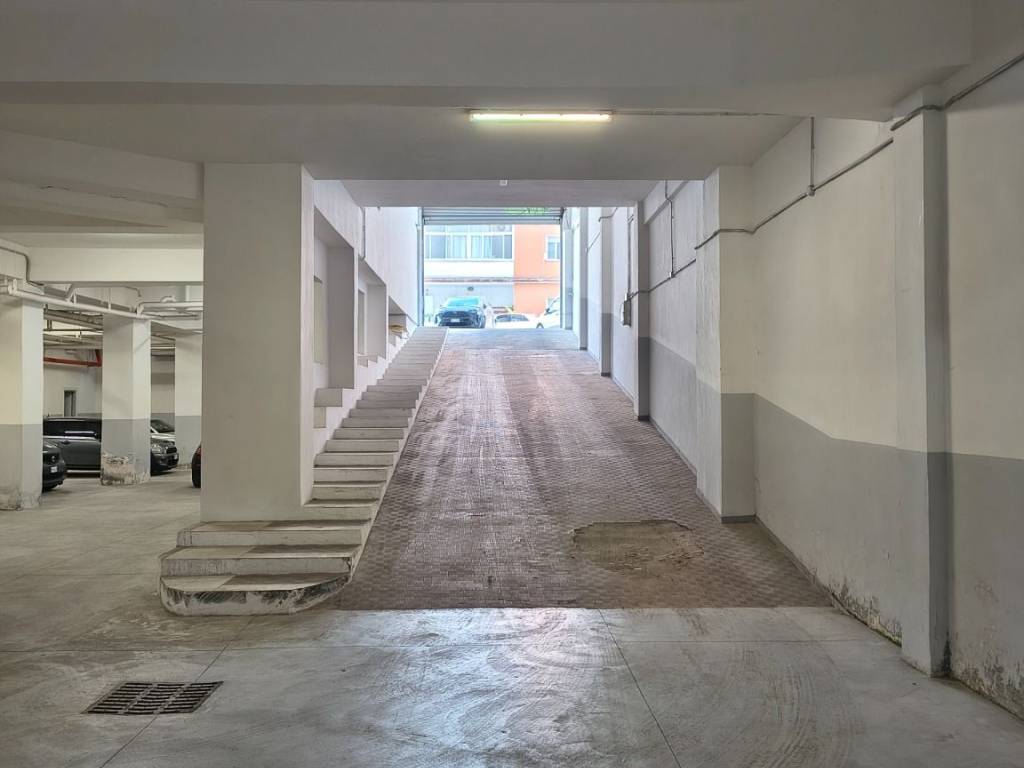 Box / garage a Latina in Via Adua - Foto 3