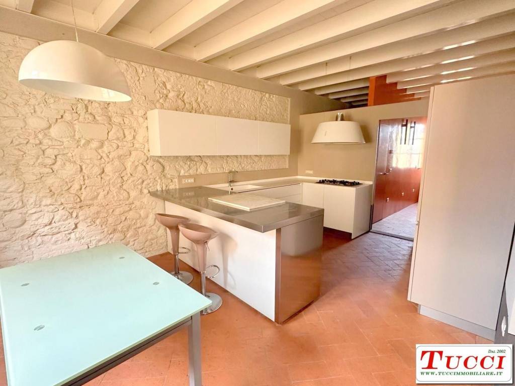 Attico / mansarda a Pistoia in Via della Madonna, 58 - Foto 2
