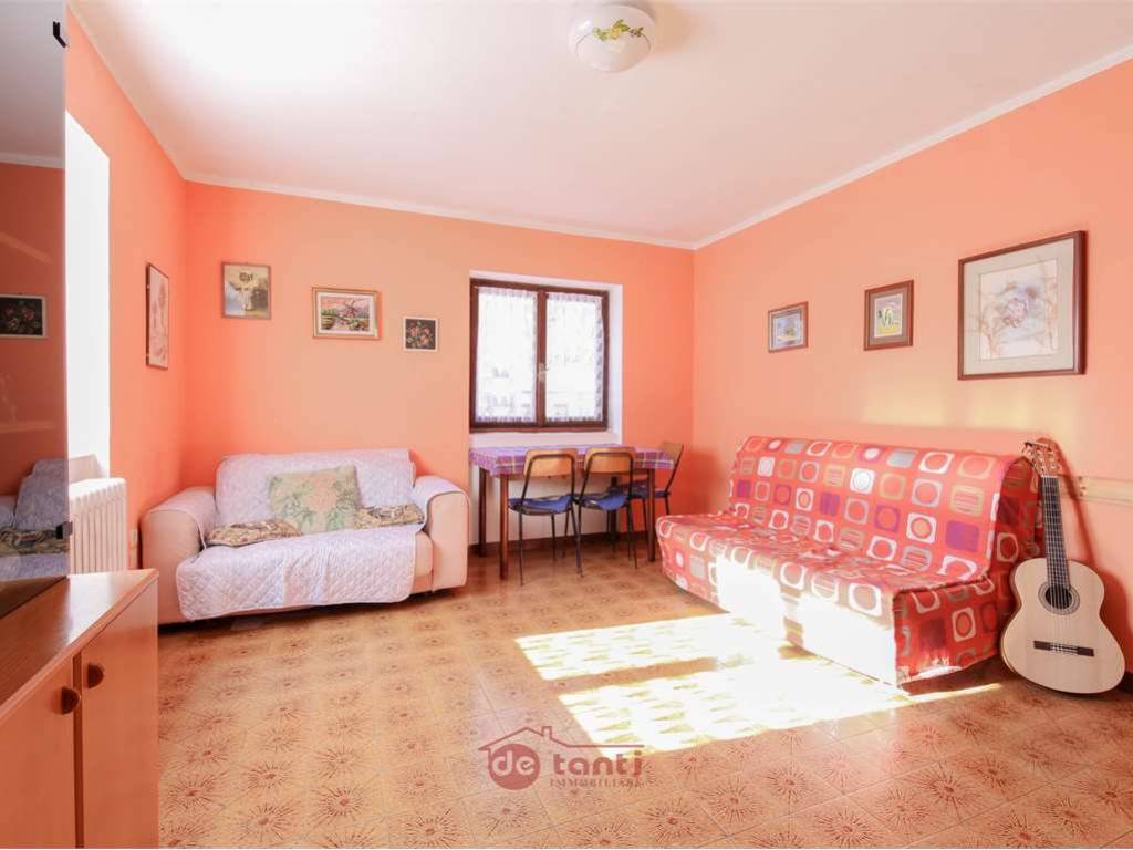 Appartamento a Campodolcino in via Pietra - Foto 2