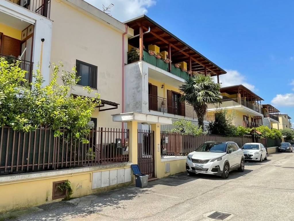 Appartamento a Maddaloni in Via Ficucella - Foto 3