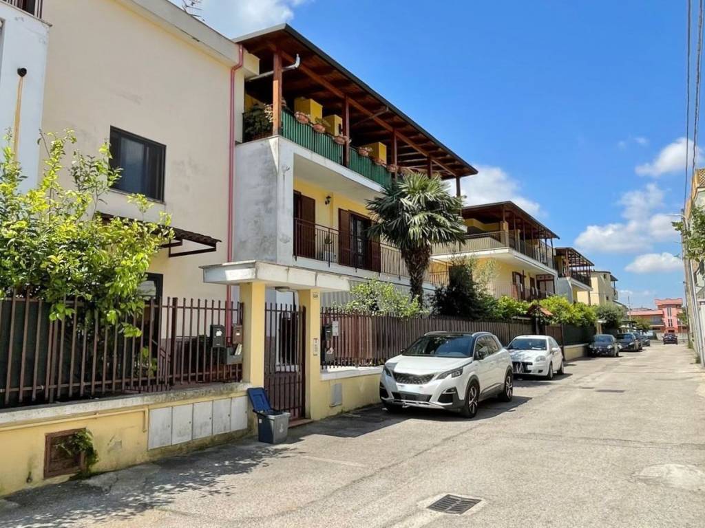 Appartamento a Maddaloni in Via Ficucella - Foto 4