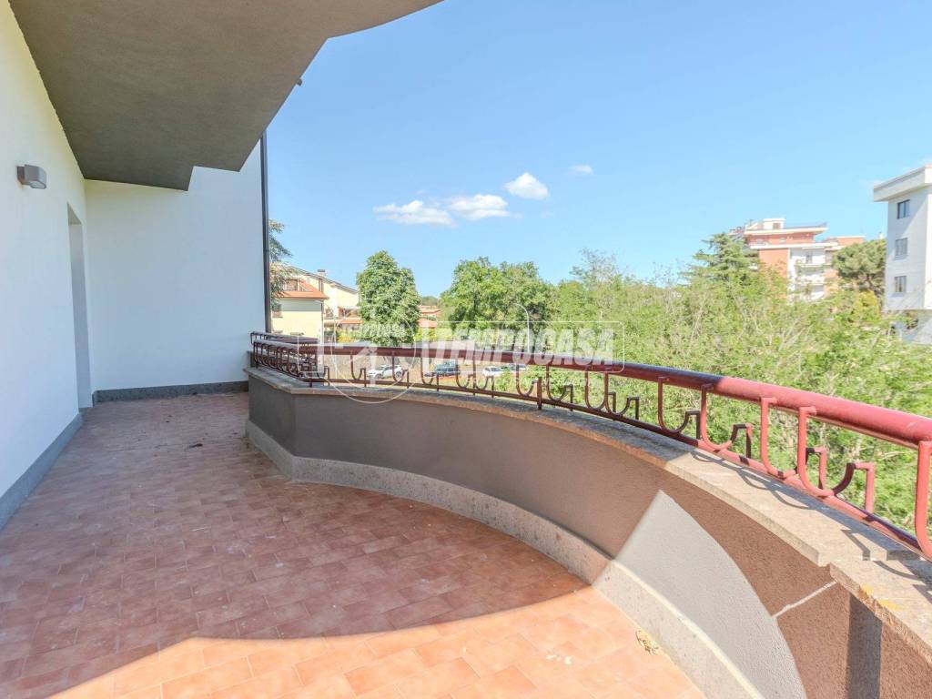 Appartamento a Viterbo in Via Alcide de Gasperi - Foto 3