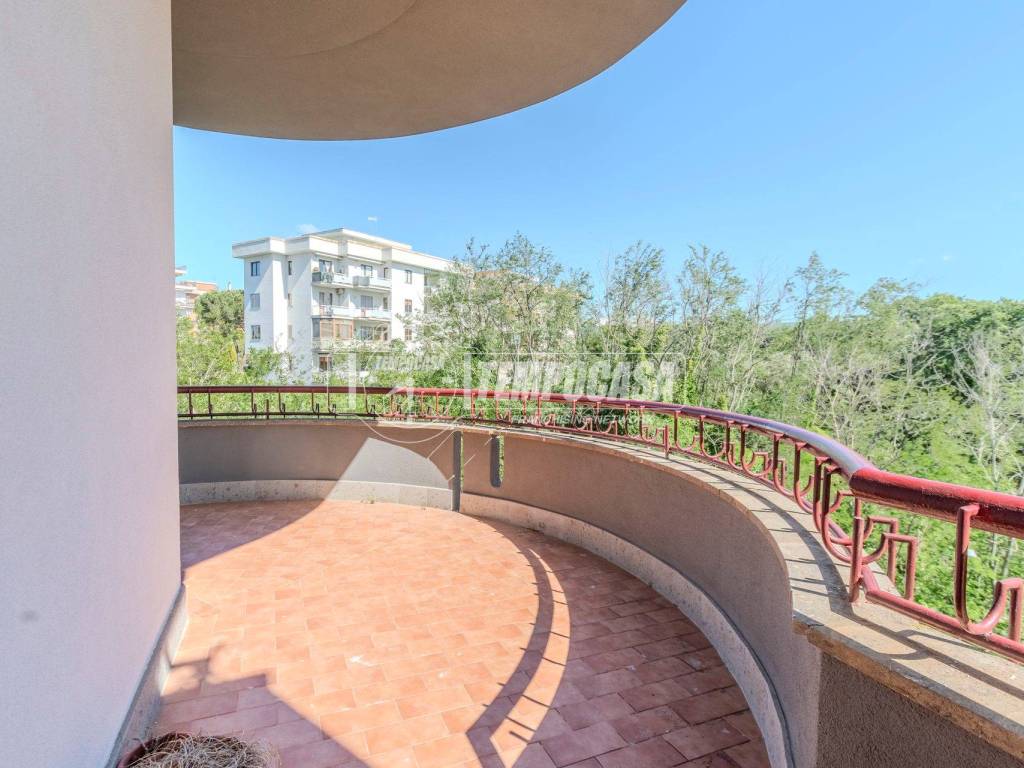 Appartamento a Viterbo in Via Alcide de Gasperi - Foto 4