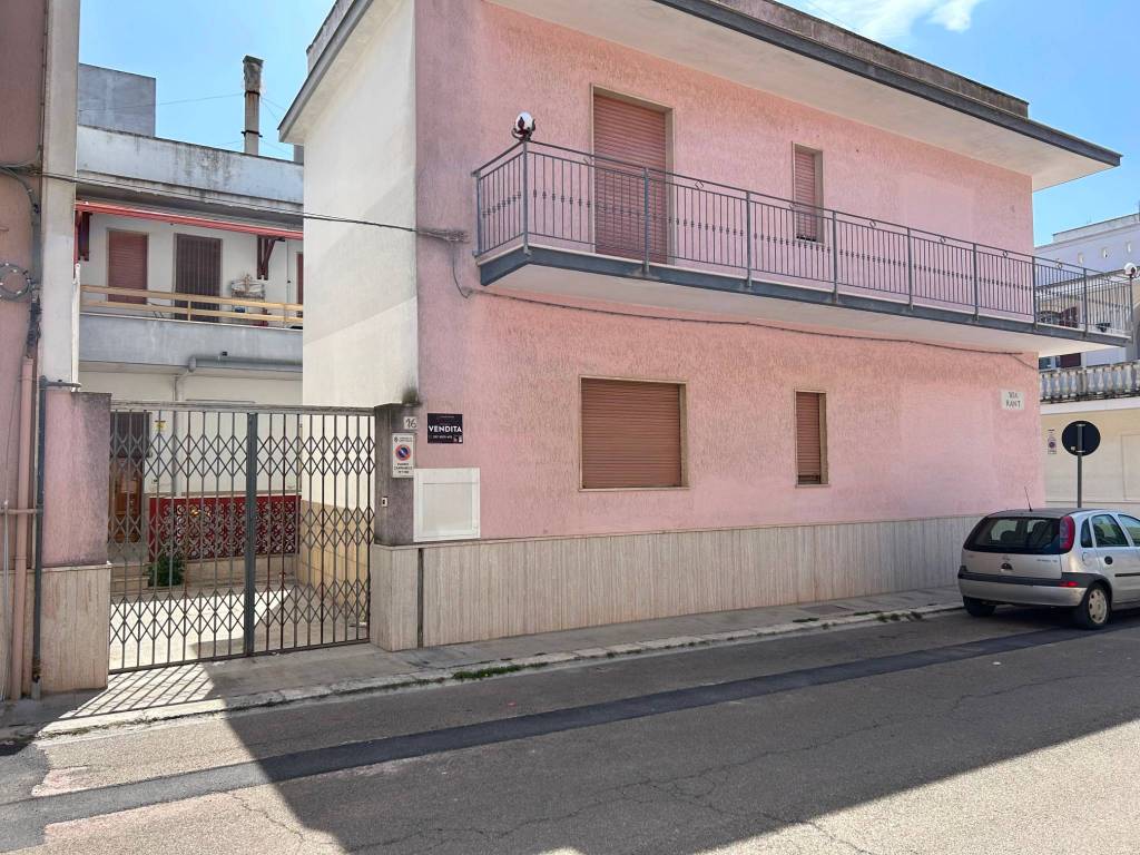 Appartamento a Grottaglie in Via Sant'Agostino, 27 - Foto 3