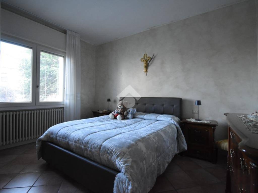 Villa a Castiglione delle stiviere in Via Bernardo Ordanino, 46 - Foto 4