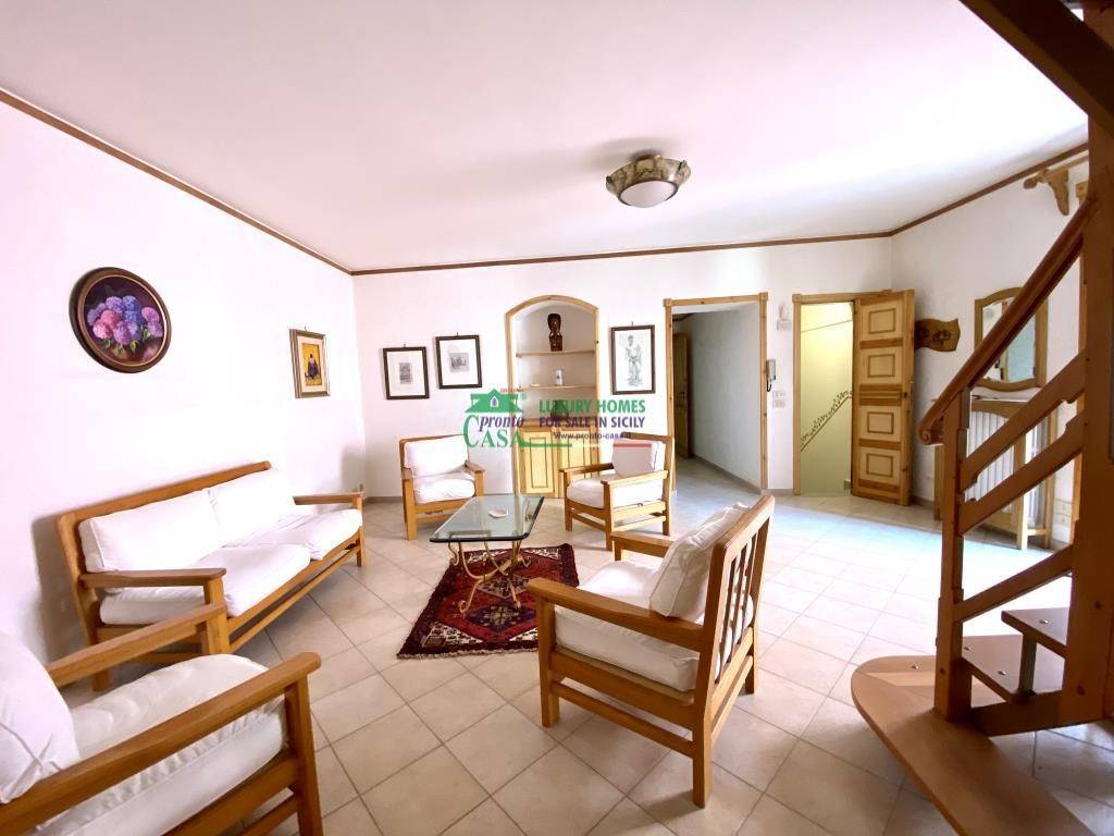 Casa indipendente a Ragusa in Via Gianbattista Odierna - Foto 3