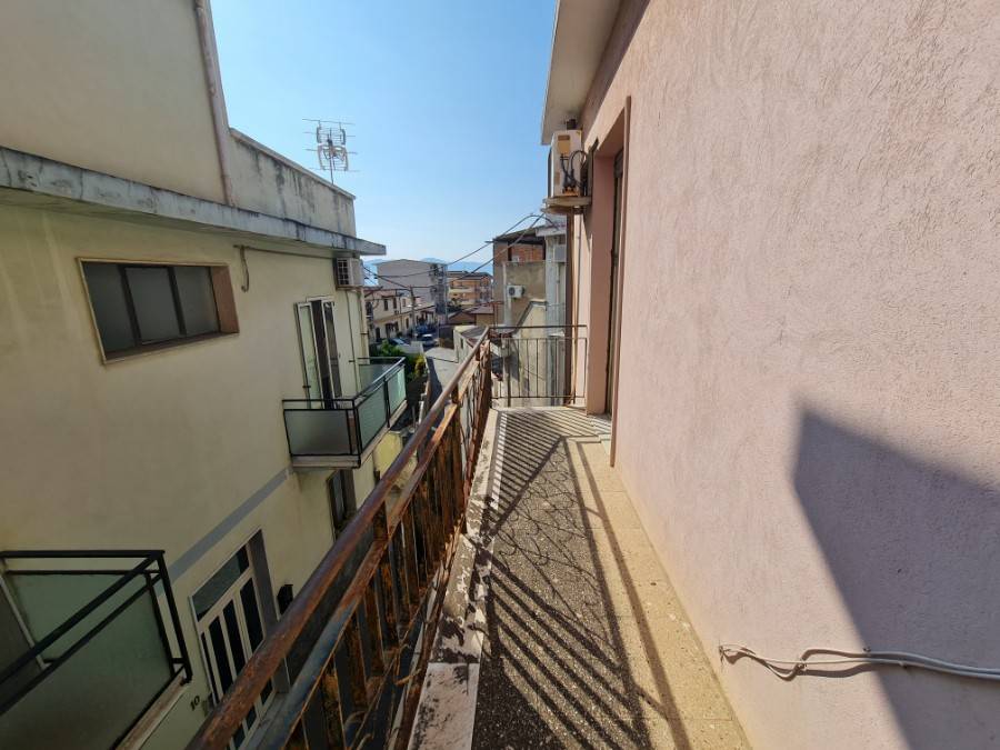 Appartamento a Reggio calabria in Via Saracinello - Foto 4