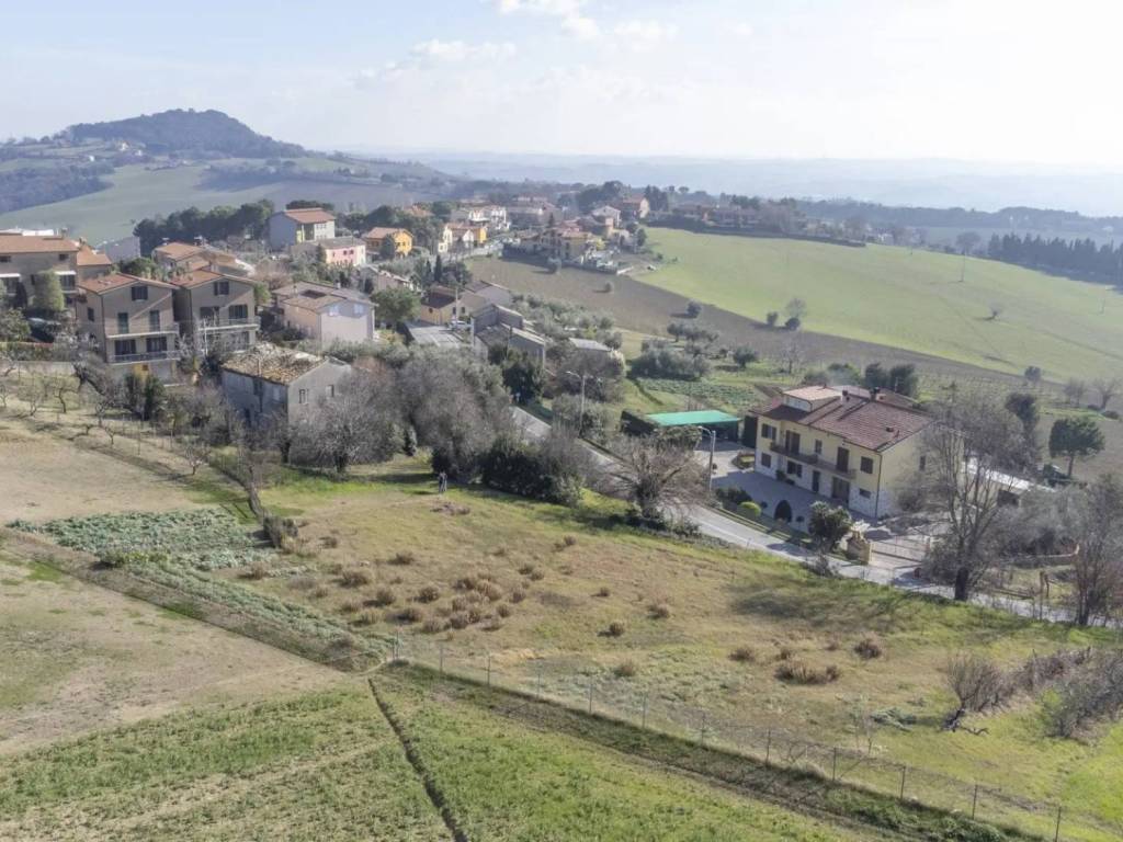 Terreno a Osimo in Via Chiaravallese - Foto 4