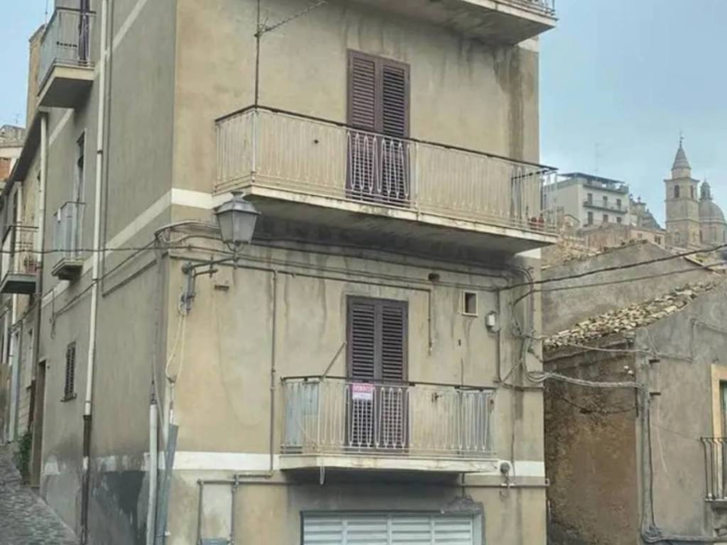 Casa indipendente a Agira in Via Dandolo - Foto 3