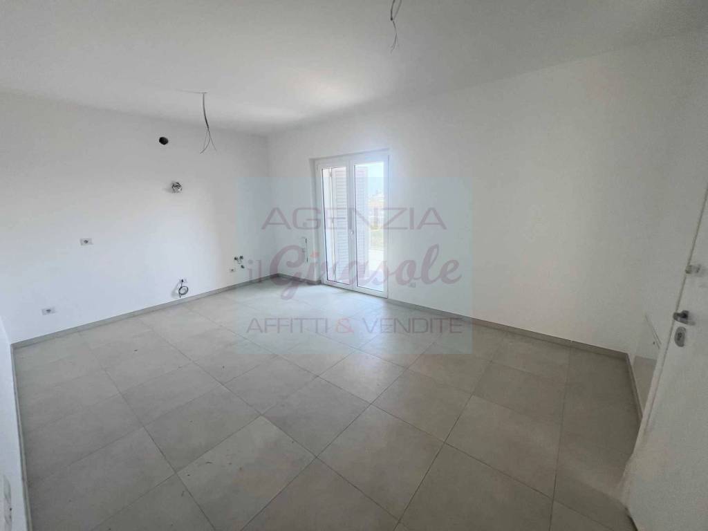 Attico / mansarda a Alba adriatica in Via Trieste, 78 - Foto 4