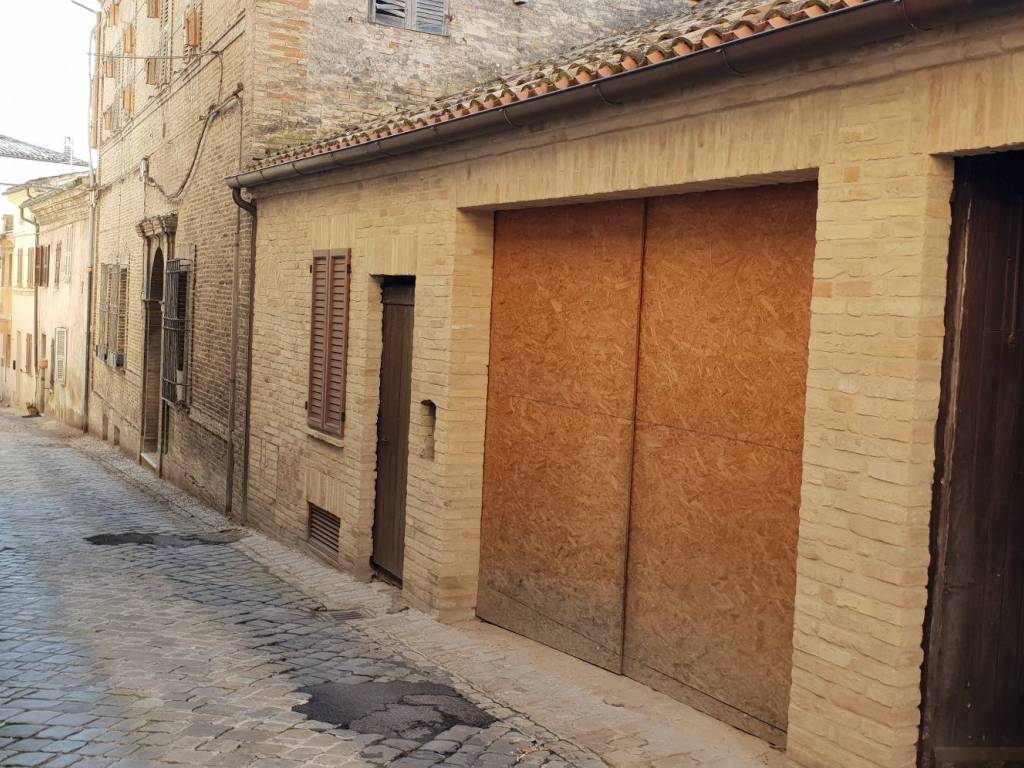 Casa indipendente a Corridonia in Via Luigi Lanzi - Foto 2