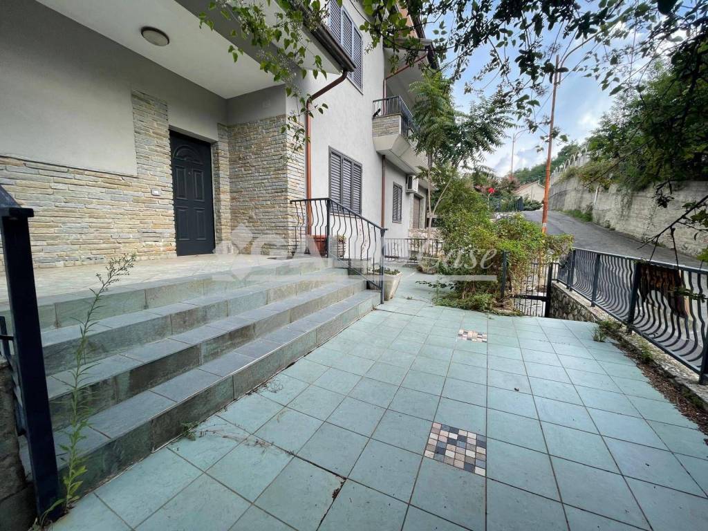 Villa a Cerisano in Via Boschetto - Foto 4