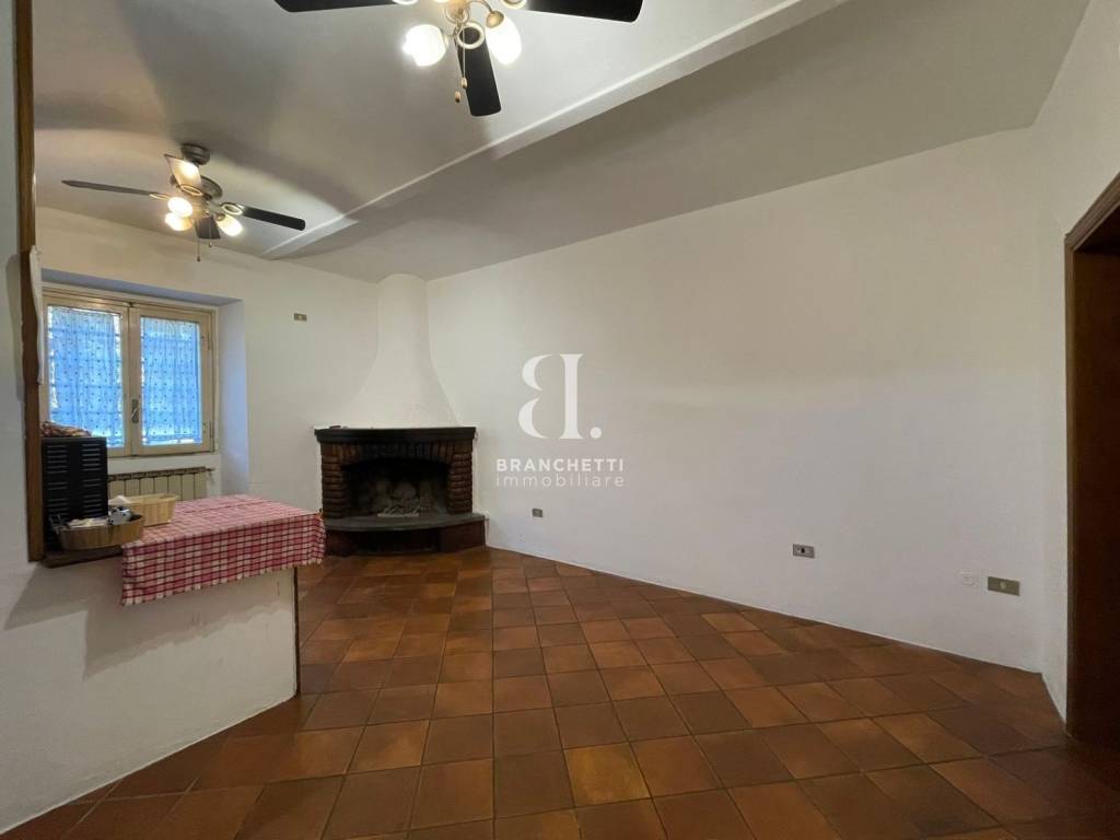 Casa indipendente a Prato in Via Cava - Foto 2