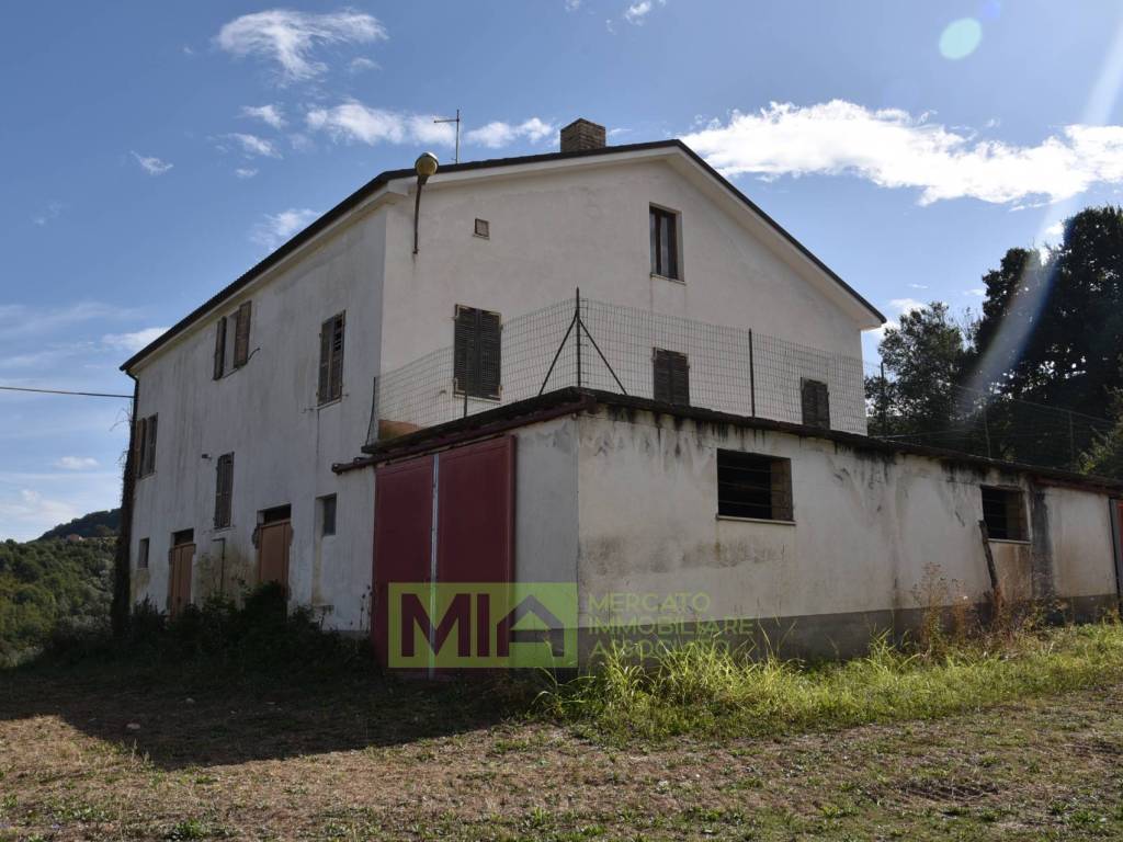 Rustico / casale a Smerillo in Contrada San Giovanni, 10 - Foto 4
