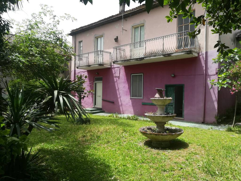 Villa a Frosinone in Via Gaeta, 139 - Foto 2
