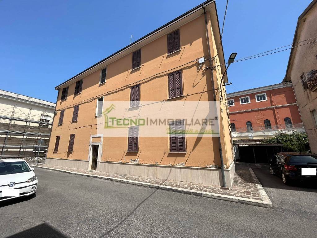 Appartamento a Pontecorvo in Via Giovan Battista Bernadotte - Foto 2