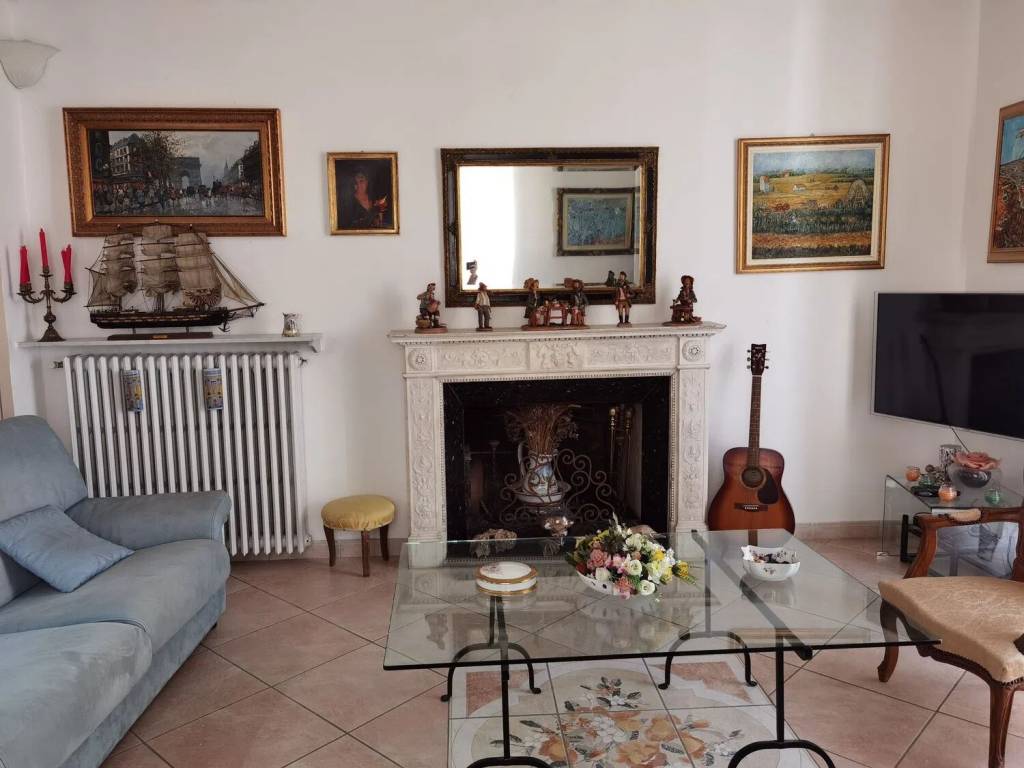 Appartamento a Alessandria in Via Giovanni Plana, 29 - Foto 2