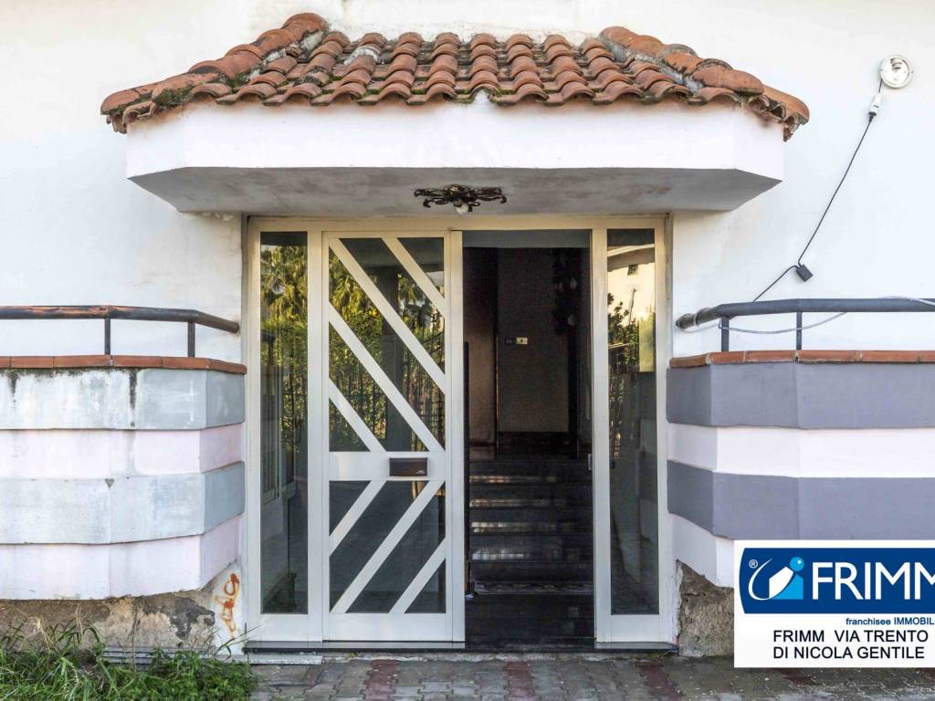 Appartamento a Salerno in Via Ostaglio, 110 - Foto 2