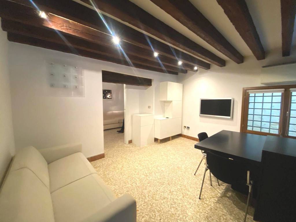 Appartamento a Venezia in Campo San Polo - San Stin - Foto 2