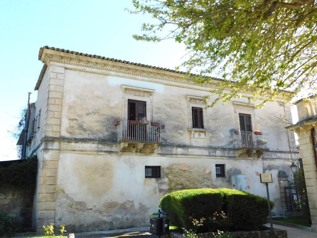 Palazzo / stabile a Ragusa in Via dei Normanni - Foto 2