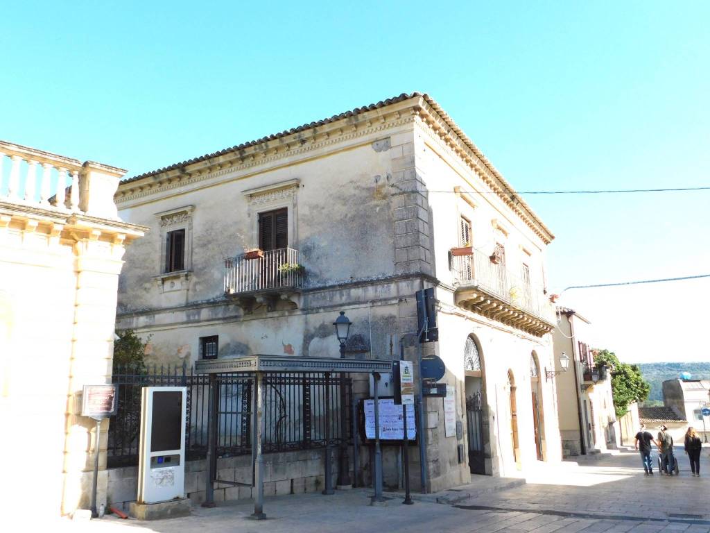 Palazzo / stabile a Ragusa in Via dei Normanni - Foto 5