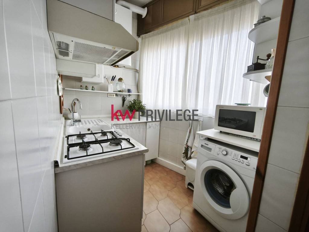Appartamento a Brindisi in Via Pola - Foto 5