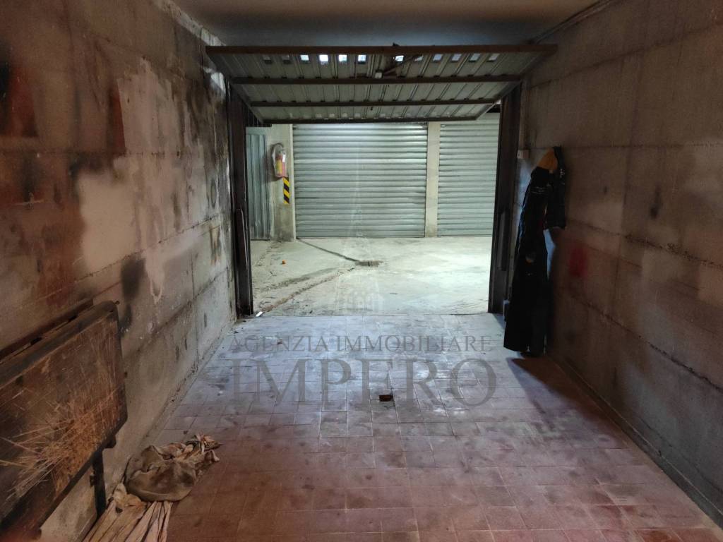 Box / garage a Ventimiglia in Corso Limone Piemonte, 112 - Foto 3